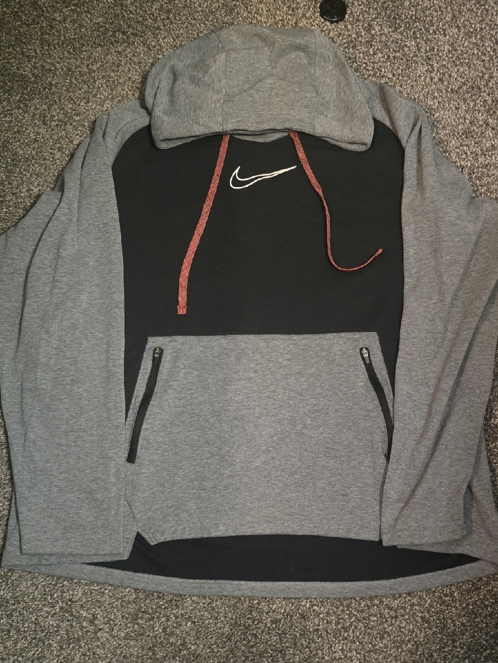 Nike Men’s Black & Gray Zip Pocket Hoodie with Red Drawstrings